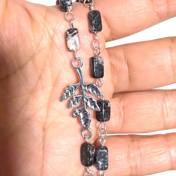 Genuine Gemstone Black Pink Rhodonite w/ Silver Leaf Branch Charm Short Necklace - Picture 15 of 15